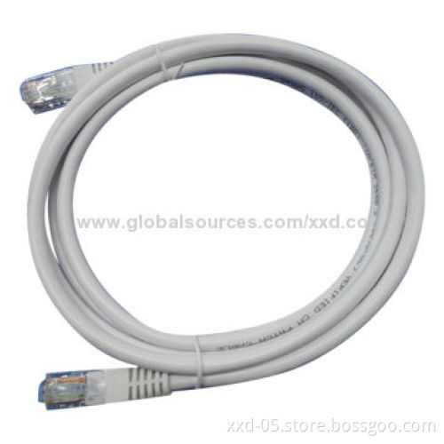 White Color New PVC RJ45 UTP Cat5E 24AWG Strain Copper Network Patch Cord with RoHS Mark